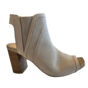 Mia Block Heel Peep Toe Womens Sz 7M Tan Faux Leather Career Heel